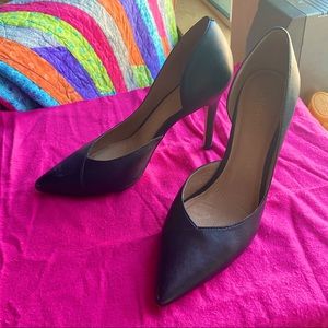 Black leather Halogen Pumps